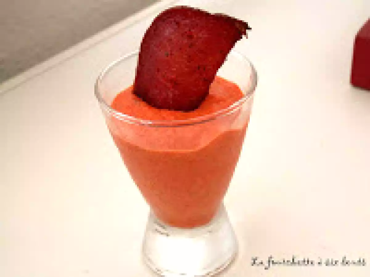 Verrines de poivron rouge et coppa