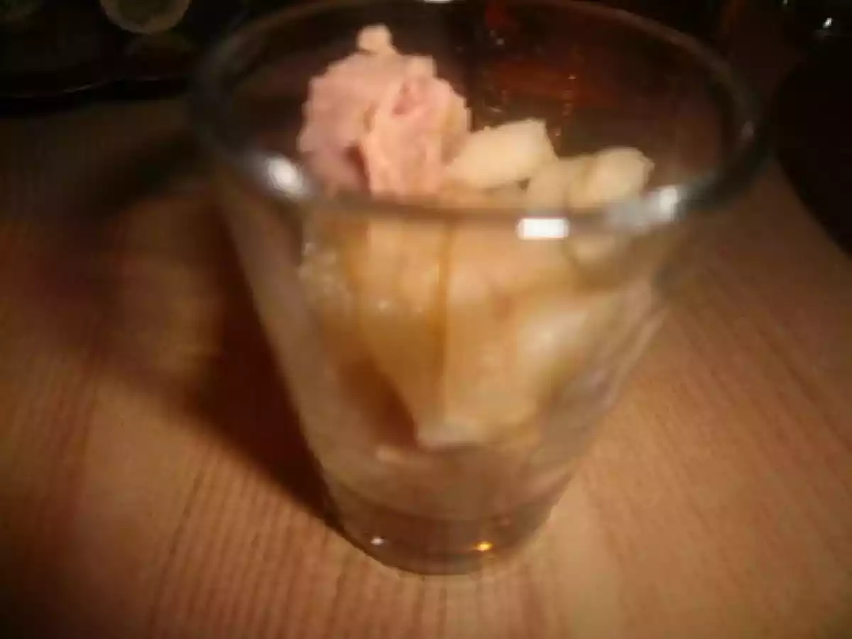 Verrines de pommes chaudes au foie gras