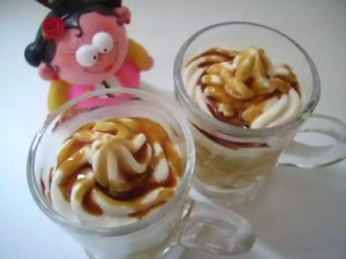 Verrines de pommes fondantes anisées et mousse de ricotta au caramel