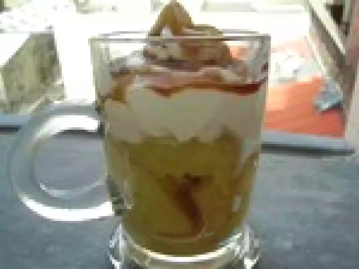 Verrines de pommes fondantes anisées et mousse de ricotta au caramel - photo 4