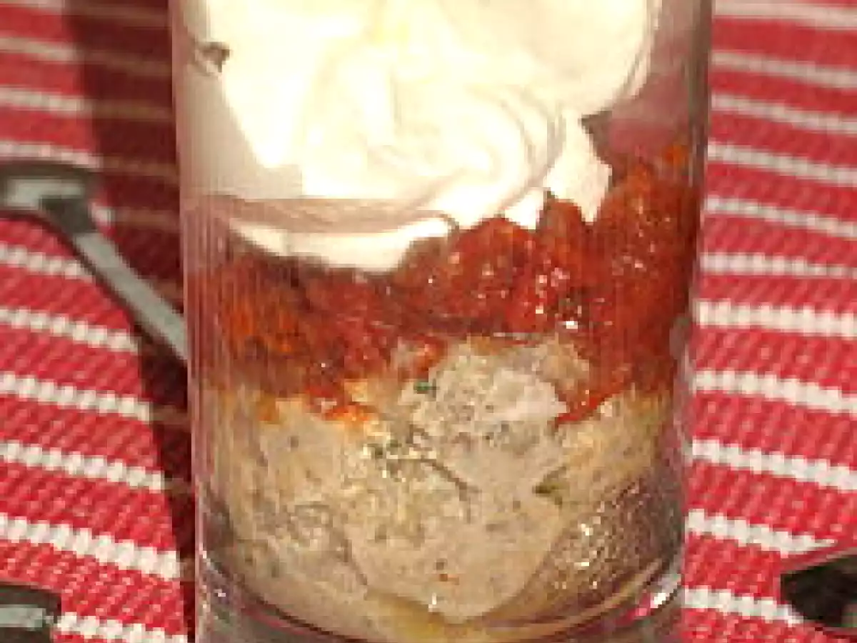 Verrines de sardines et tomates