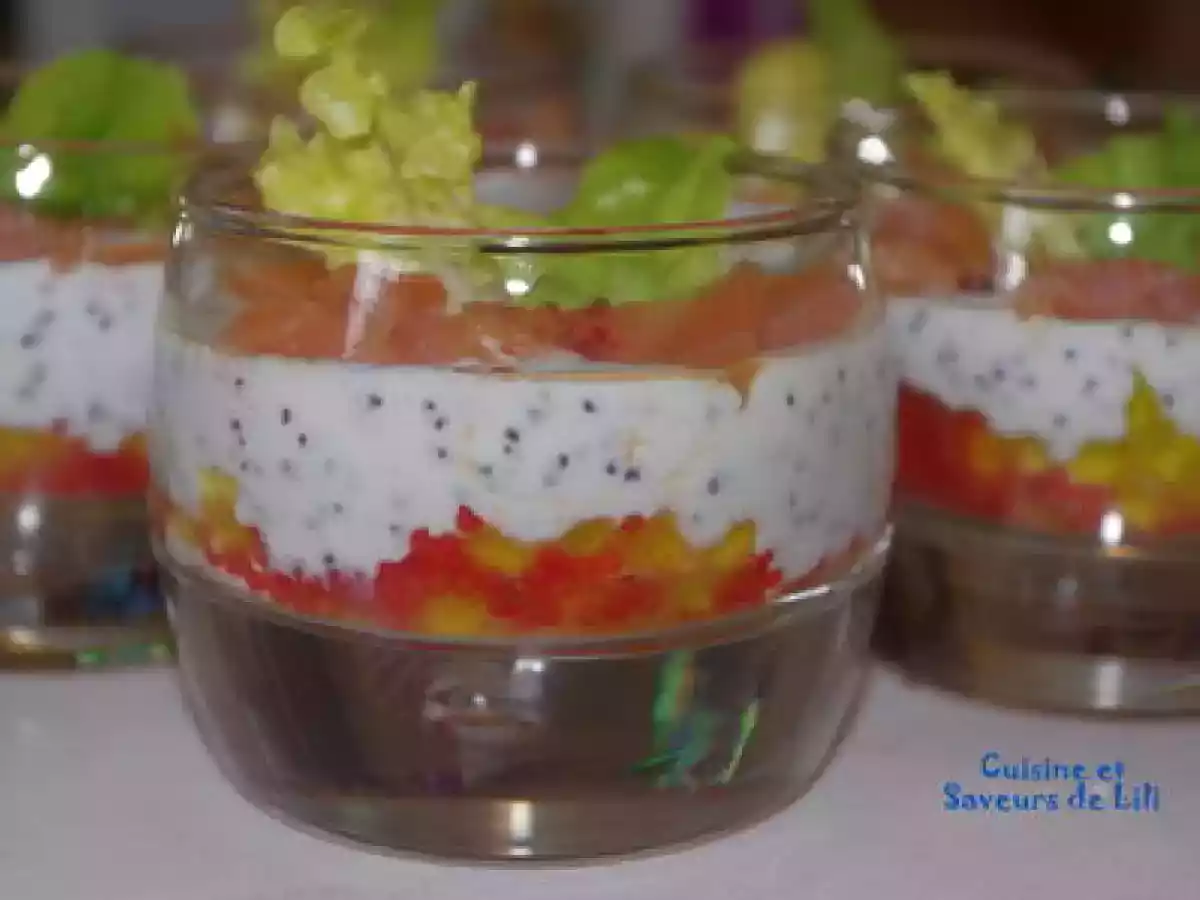 Verrines de saumon fumé aux graines de pavot