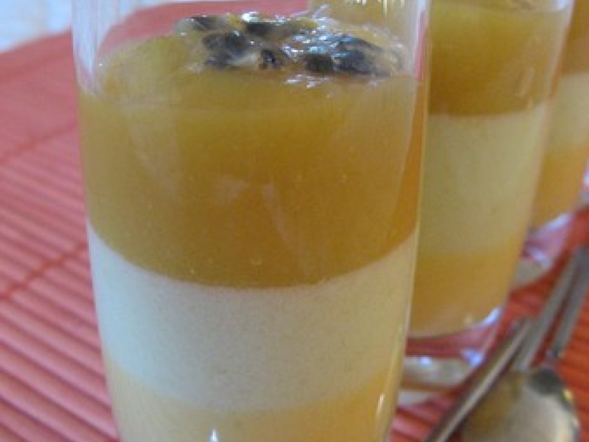 Verrines exotiques kiwano, mangue, fruits de la passion Recette Ptitchef