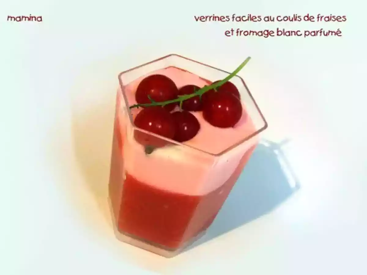 Verrines faciles fraises et sirop de coquelicot