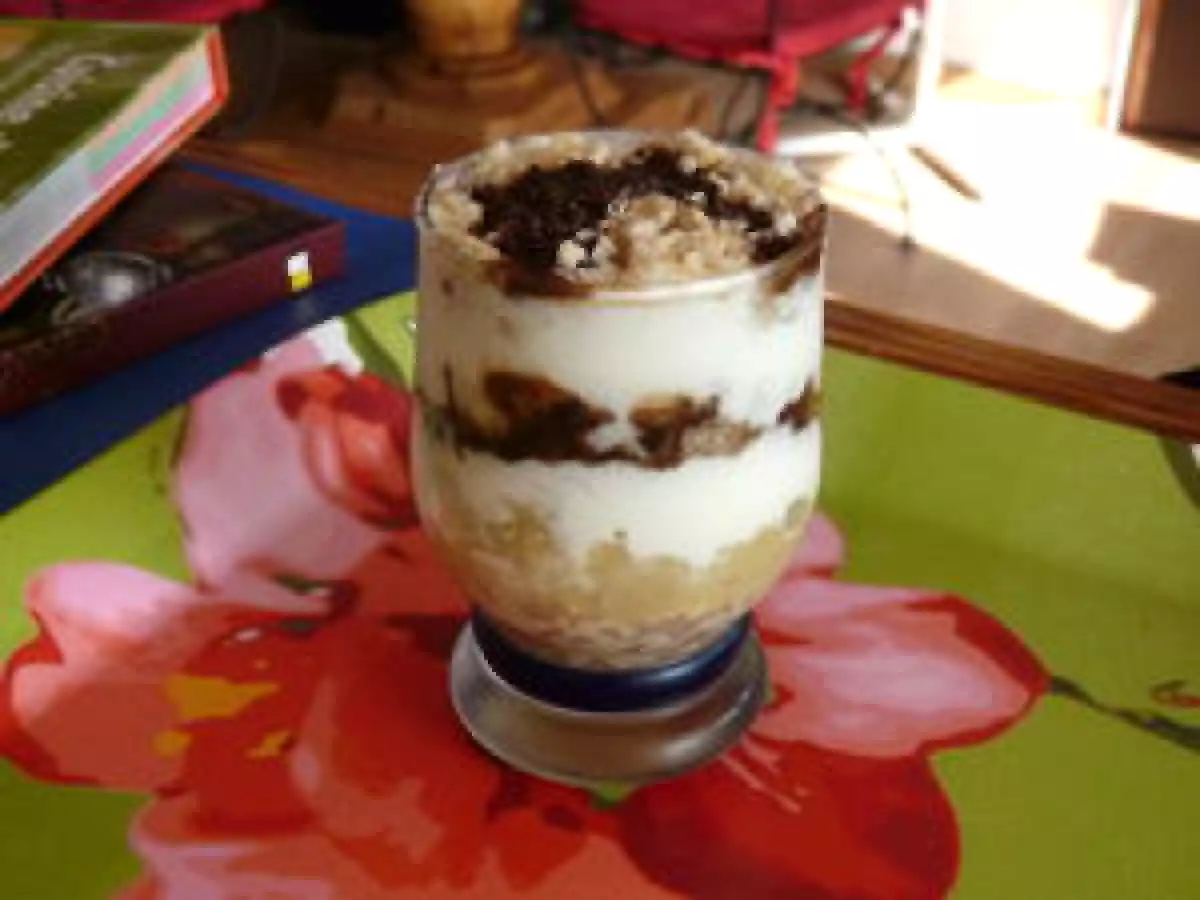 Verrines gourmandes pommes/ chocolat.