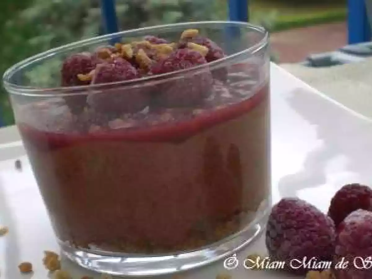 Verrines mousse chocolat, framboises & Spéculoos