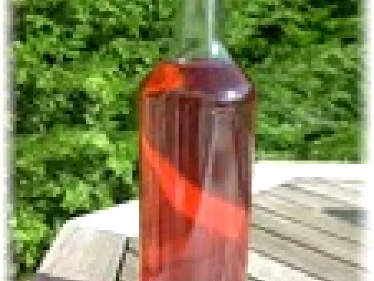 Vin de pêche de vigne