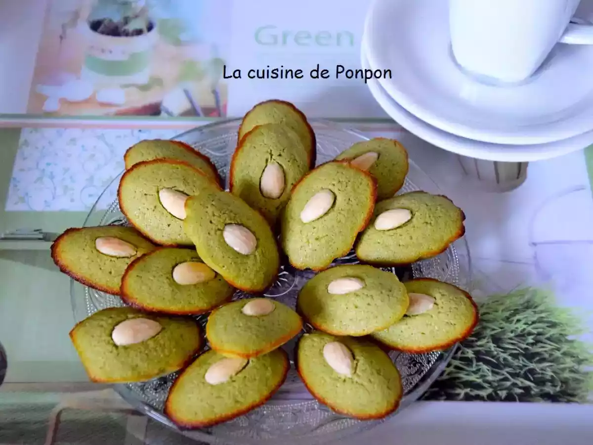 Visitandine parfumée au thé matcha et yuzu