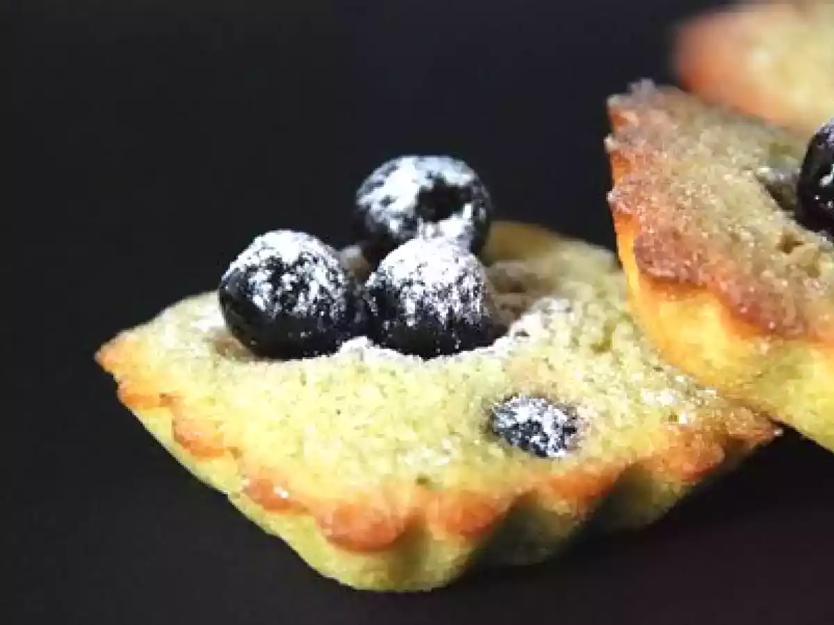 Visitandines pistaches amarena et Pierre Hermé - photo 2