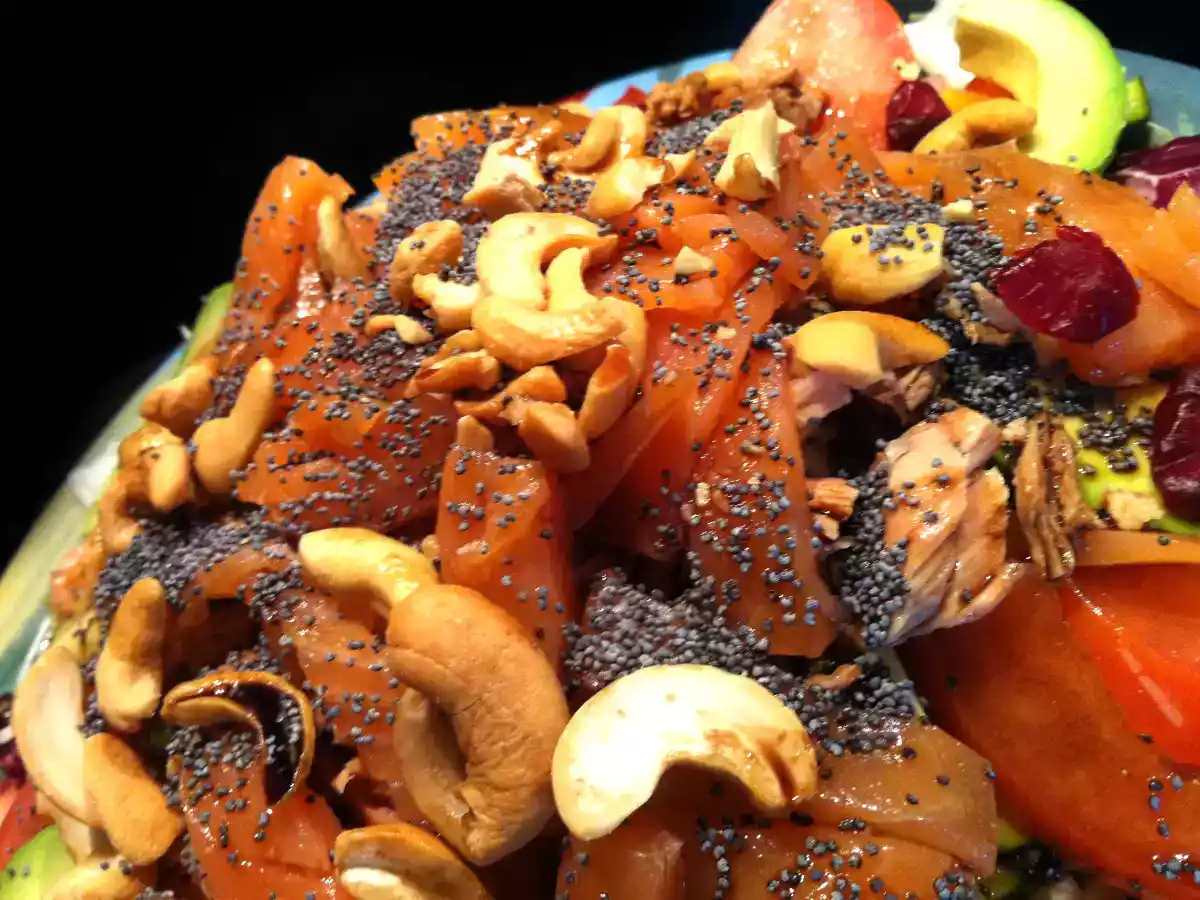 Voici l'Eté ! Maxi salade saumon, thon, avocat et pecan nuts ! - photo 3