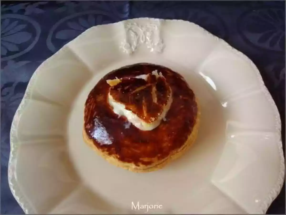 Vol au vent aux fruits de mer, sauce crémeuse à l'ail - photo 2