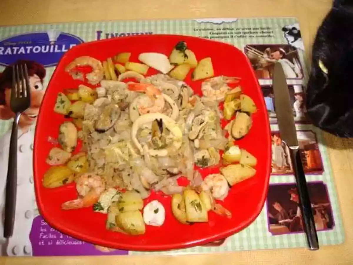 Wok de chou chinois aux fruits de mer au piment d'espelette - photo 2