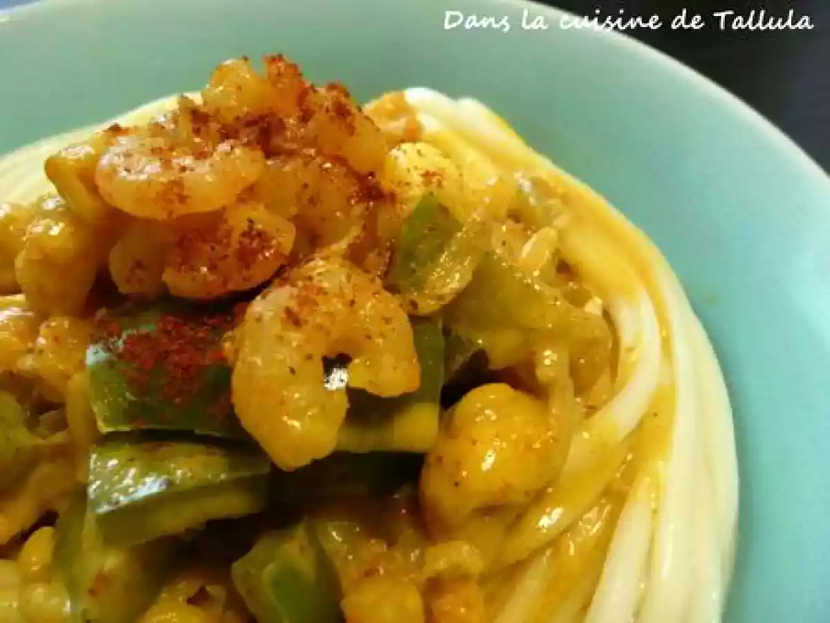 Wok de crevettes et poivron vert au paprika et ses udons - photo 2
