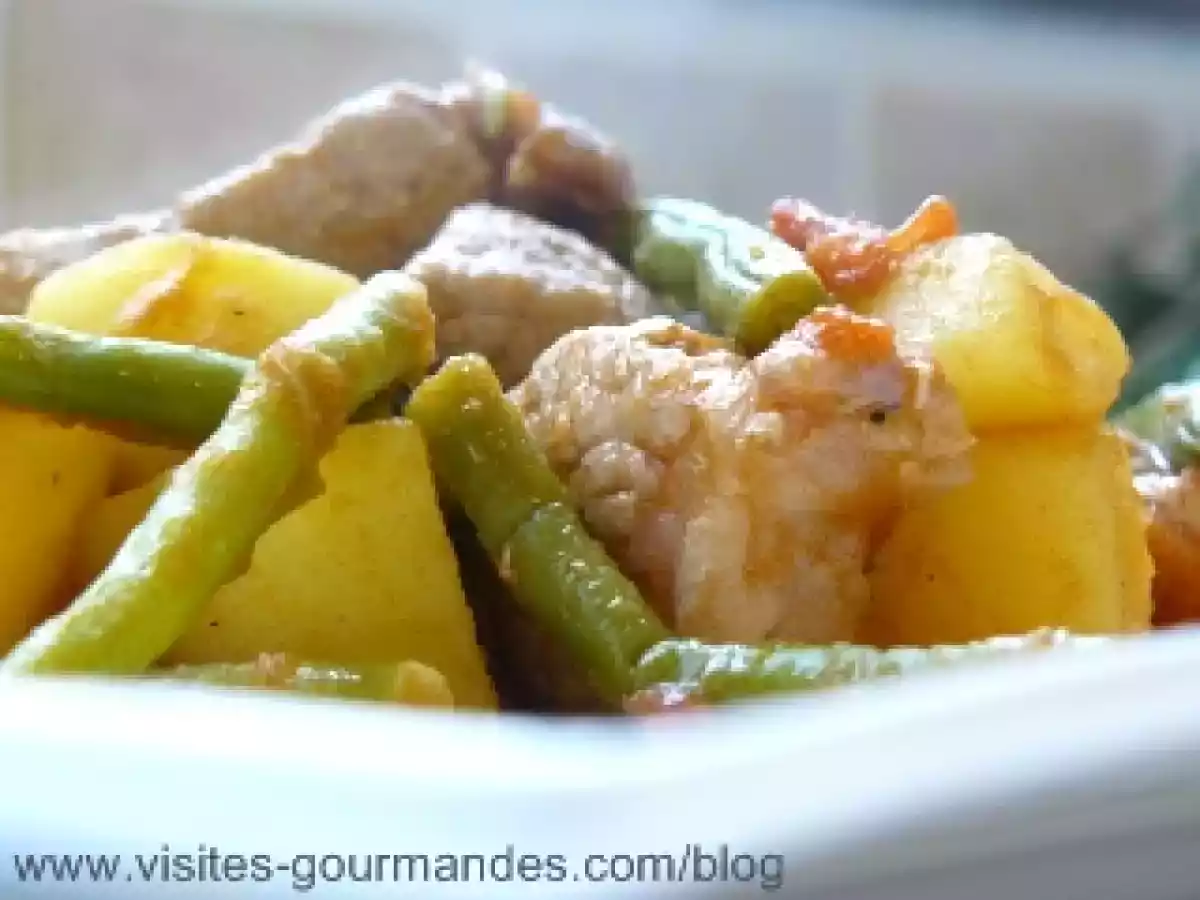 Wok de filet de porc massalé aux haricots verts et pommes de terre