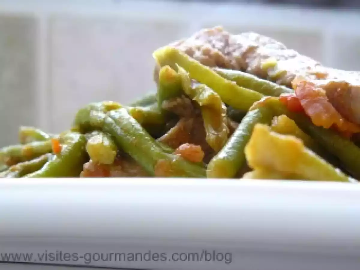 Wok de filet de porc massalé aux haricots verts et pommes de terre - photo 2