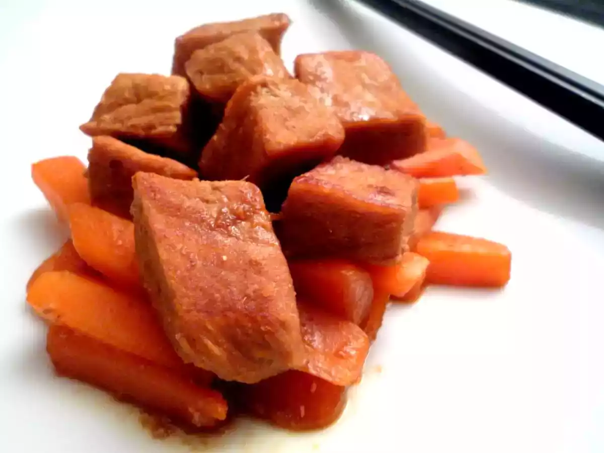 Wok de porc sauté aux carottes