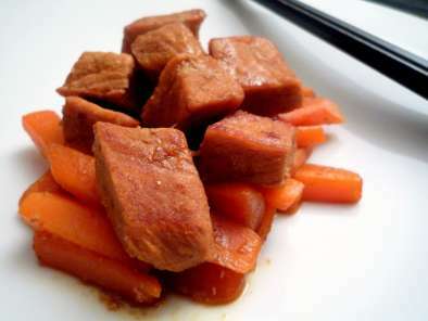 Wok de porc sauté aux carottes