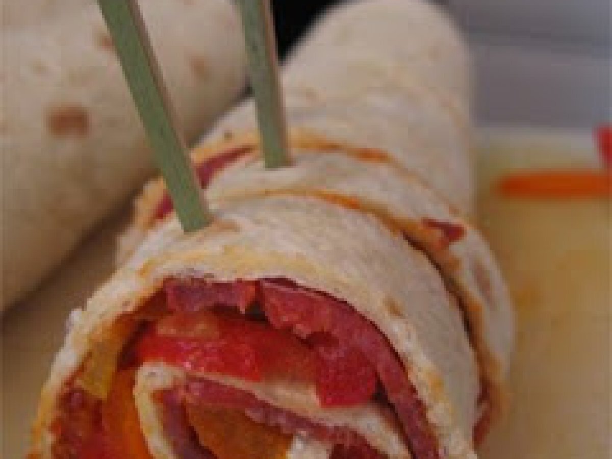 Wraps oléolé au chorizo et aux poivrons Recette Ptitchef