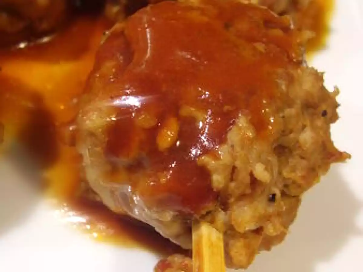 Yakitori d'agneau épicés.