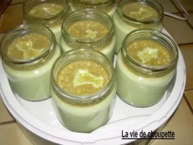 Gâteau au yaourt à la pâte de pistache : Recette de Gâteau au yaourt à la  pâte de pistache