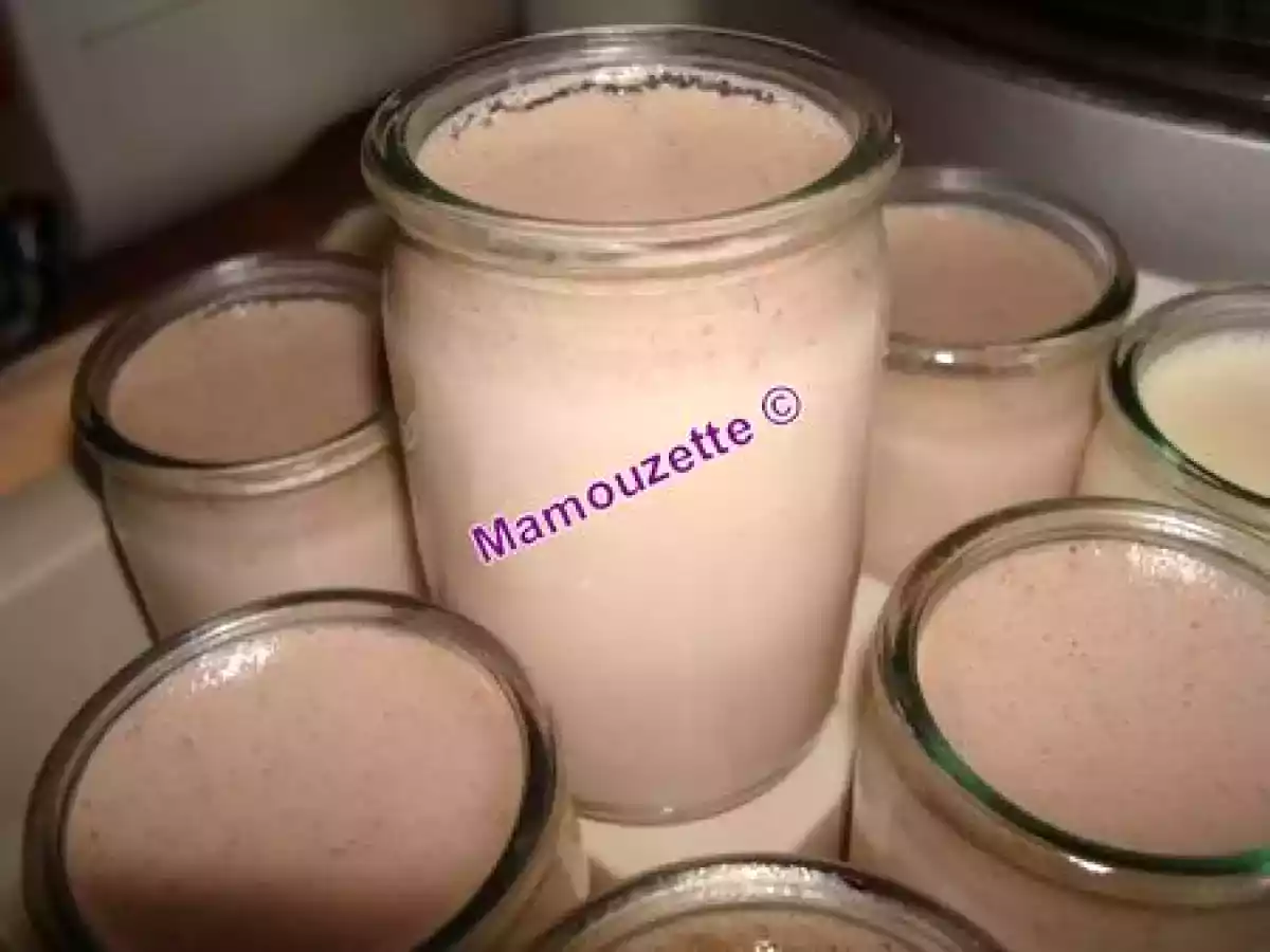 Yaourt au coulis de framboise et sirop de fraise - photo 3