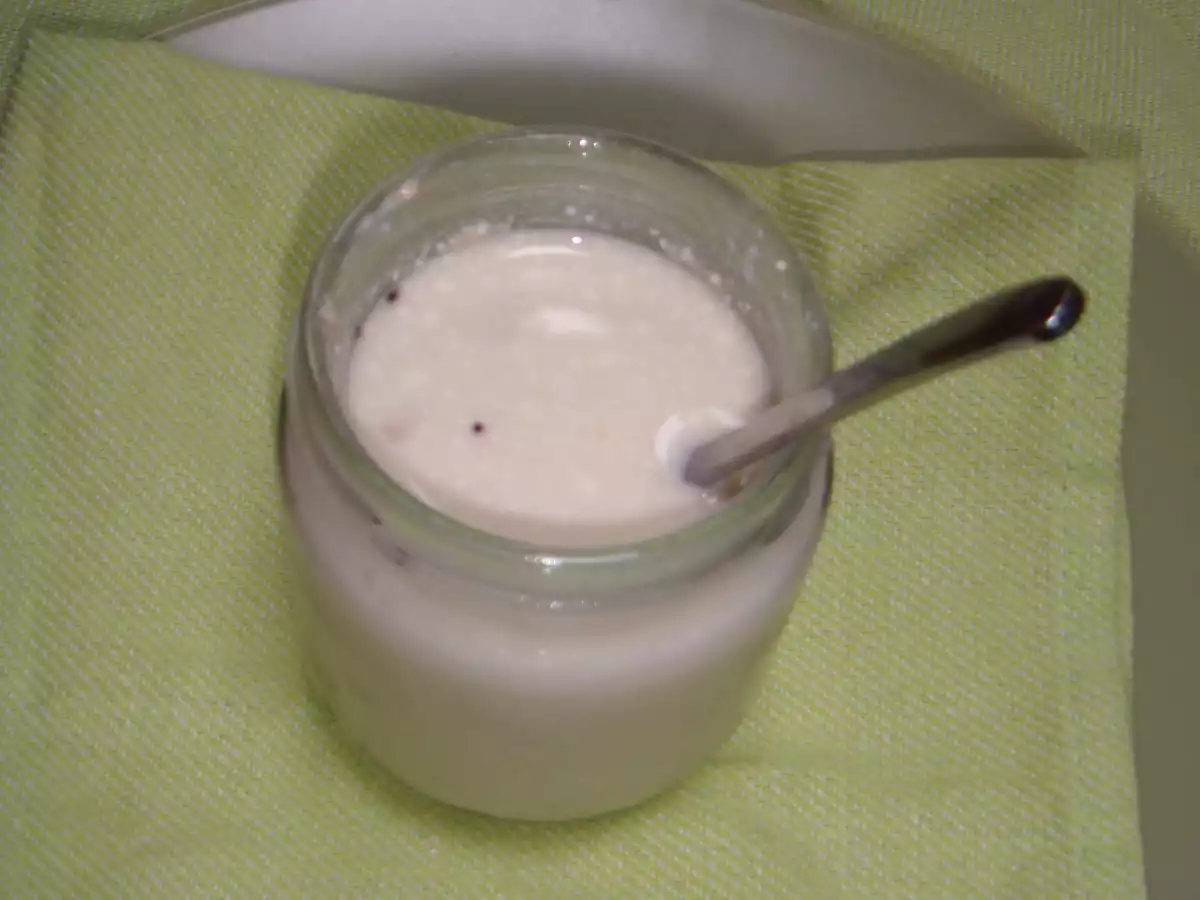 Yaourt au coulis de kiwis