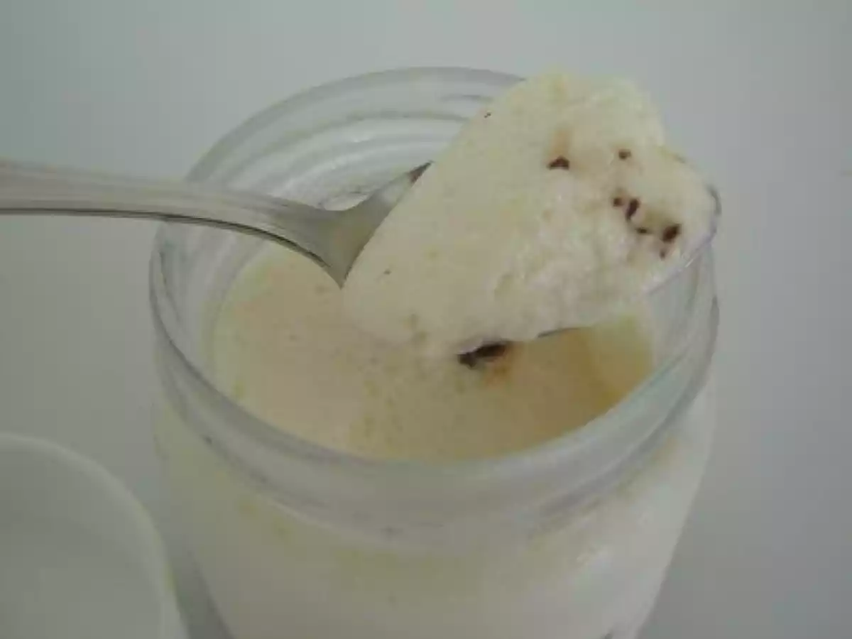 Yaourts mousseux à la poire et aux pépites de chocolat - photo 3