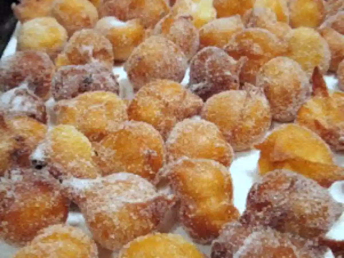 Zeppole à l'orange, sauce chocolat