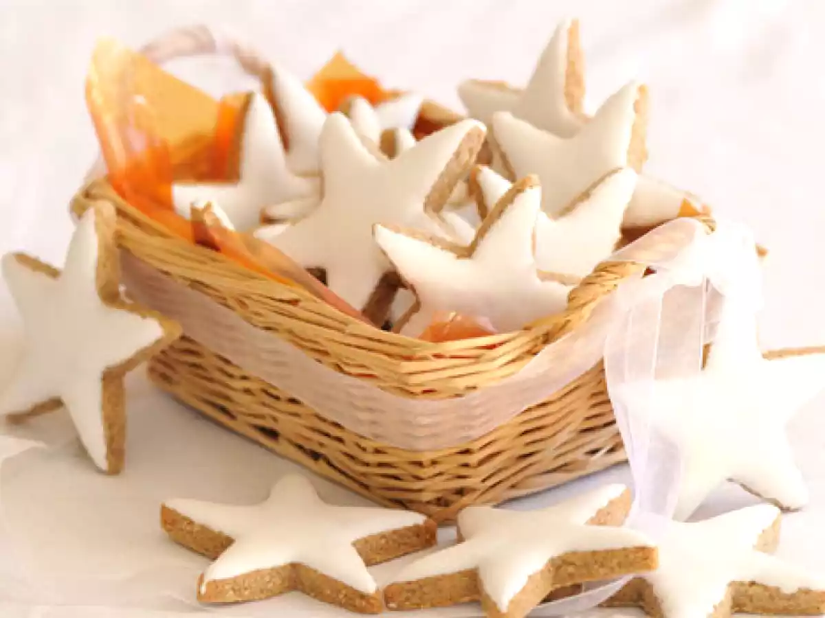 Zimtsterne ou étoiles à la cannelle sans gluten