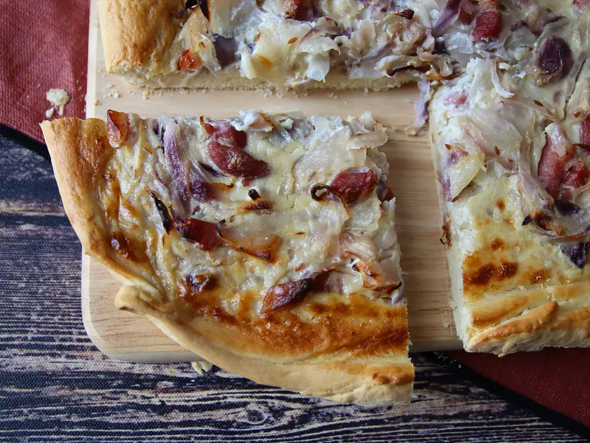 Zwiebelkuchen : la tarte allemande aux oignons fondants et lardons - photo 2