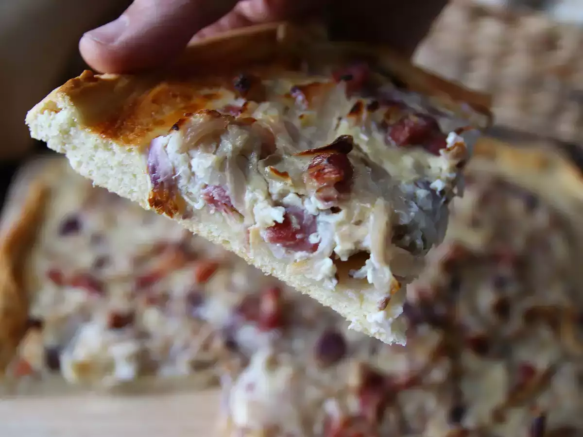 Zwiebelkuchen : la tarte allemande aux oignons fondants et lardons - photo 5