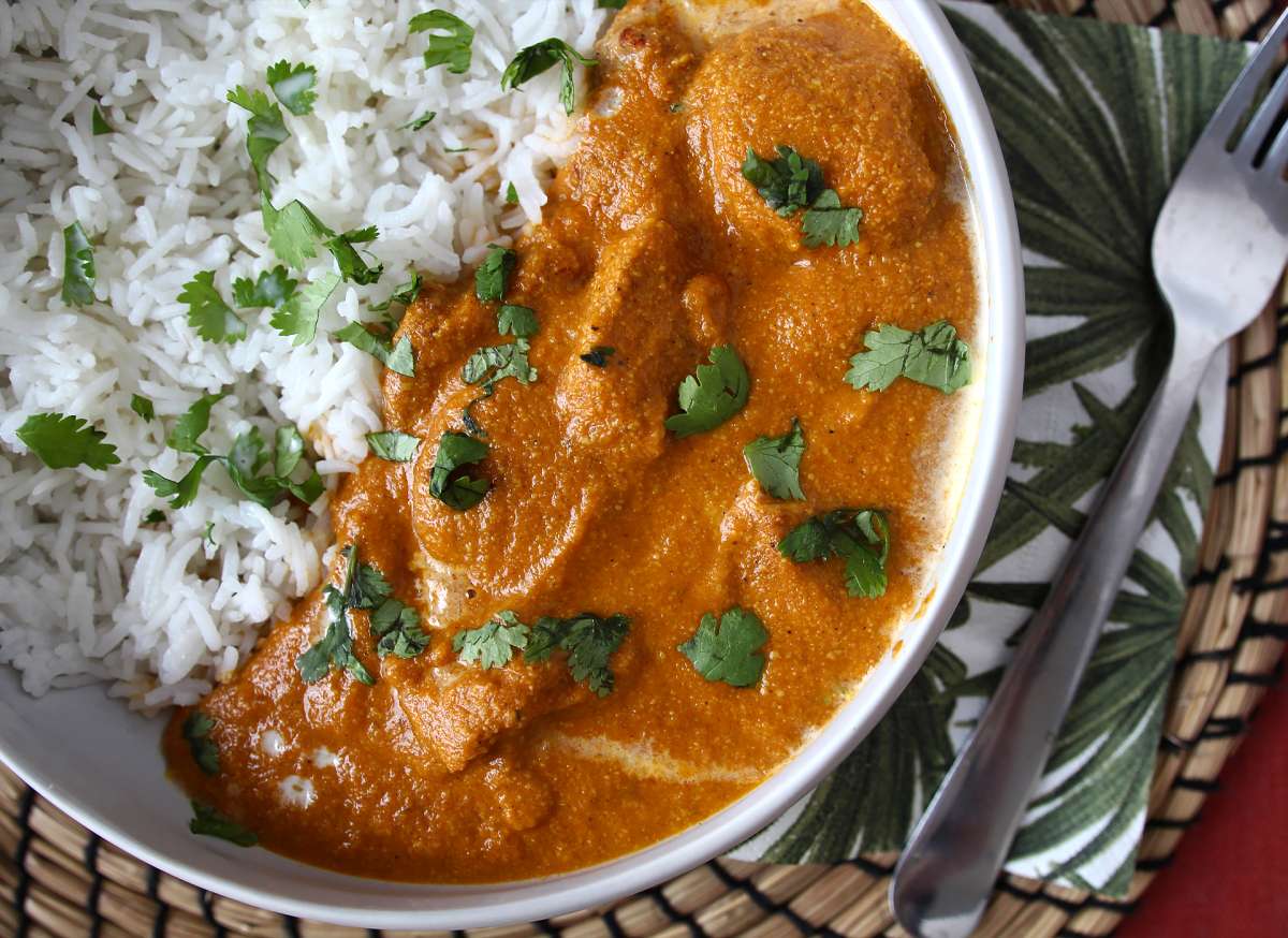 Cuisine indienne : currys, naan et plats épicés à découvrir
